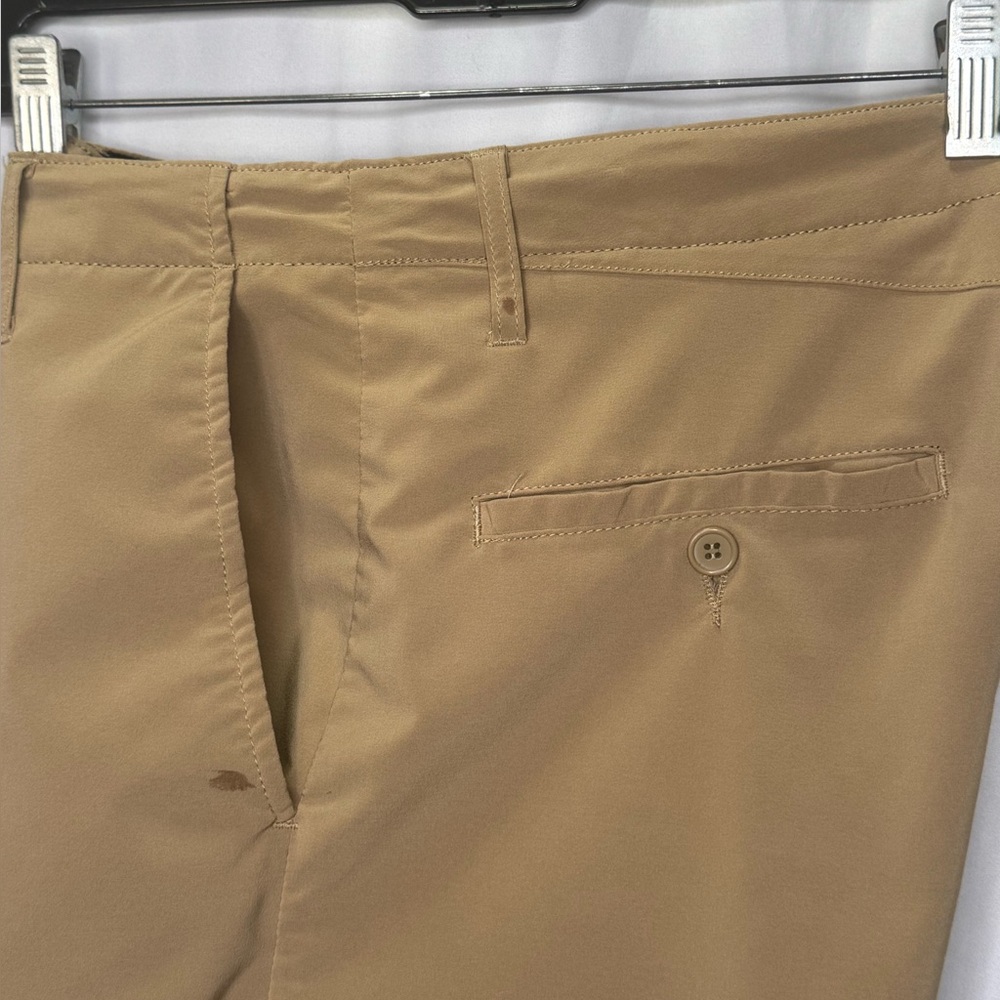 4/$15💥 Van’s Surf and Turf Hybrid Men's Khaki Flat Front Shorts Sz 30 Bin D - Picture 10 of 10